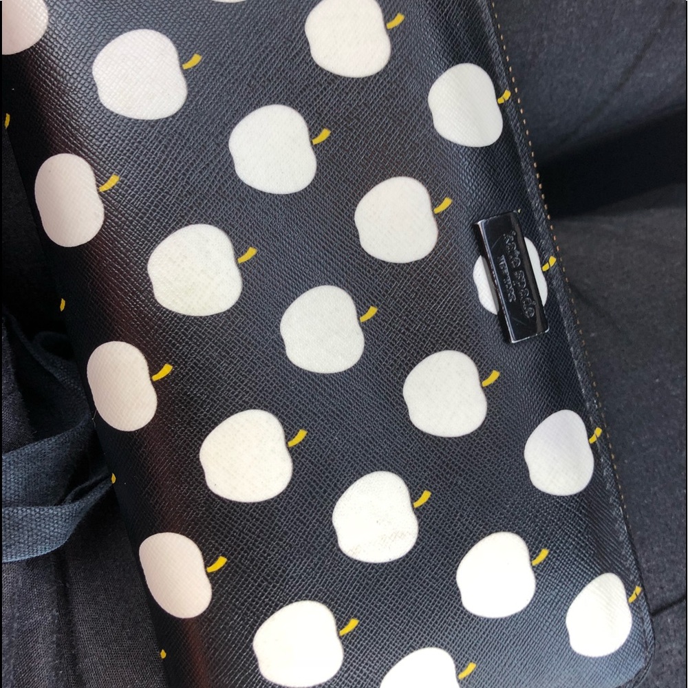 Kate spade zipper wallet